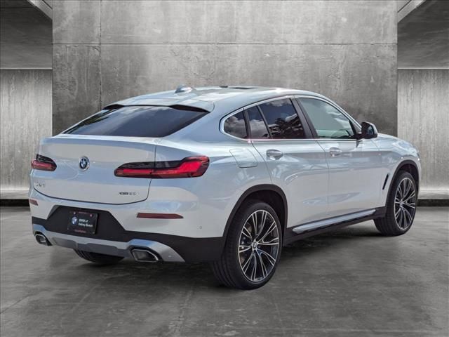 2025 BMW X4 xDrive30i