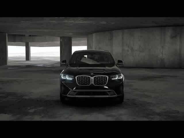 2025 BMW X4 xDrive30i