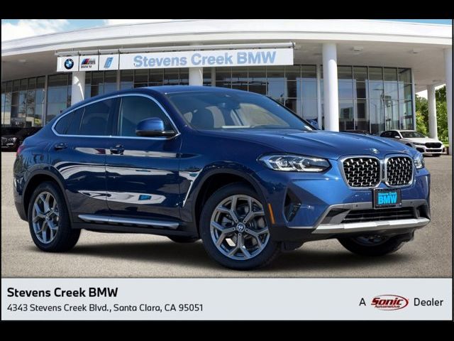 2025 BMW X4 xDrive30i