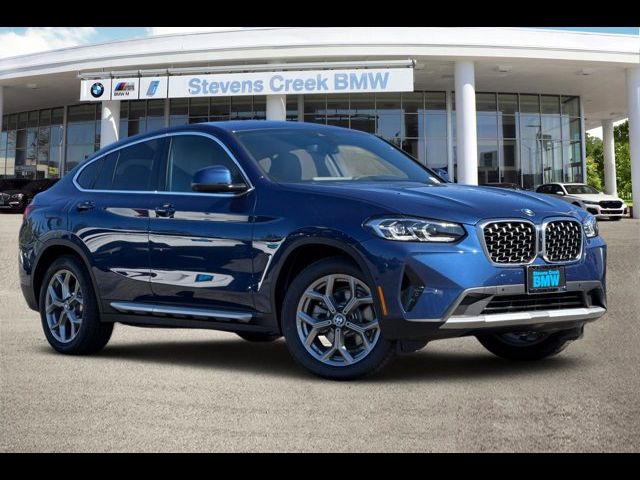 2025 BMW X4 xDrive30i