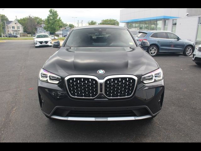 2025 BMW X4 xDrive30i