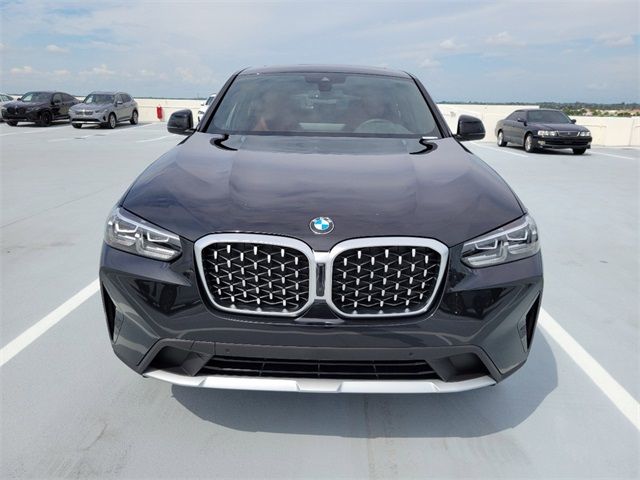 2025 BMW X4 xDrive30i