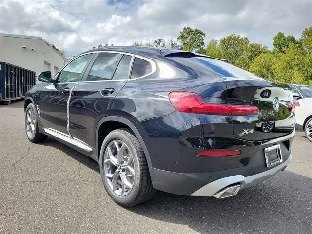 2025 BMW X4 xDrive30i