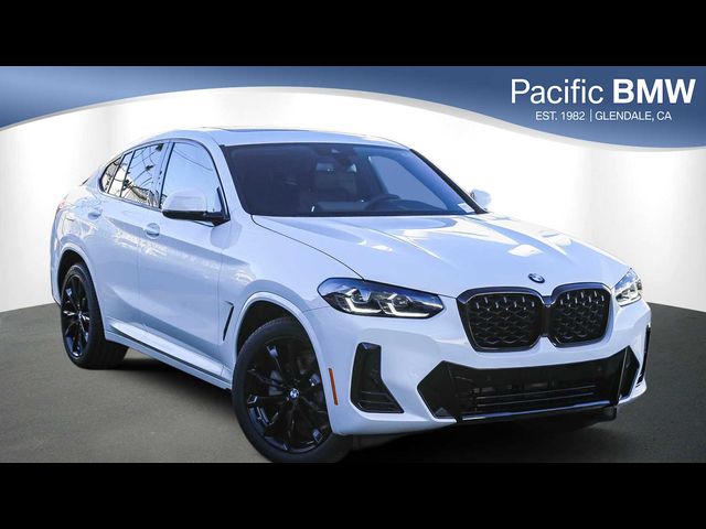 2025 BMW X4 xDrive30i