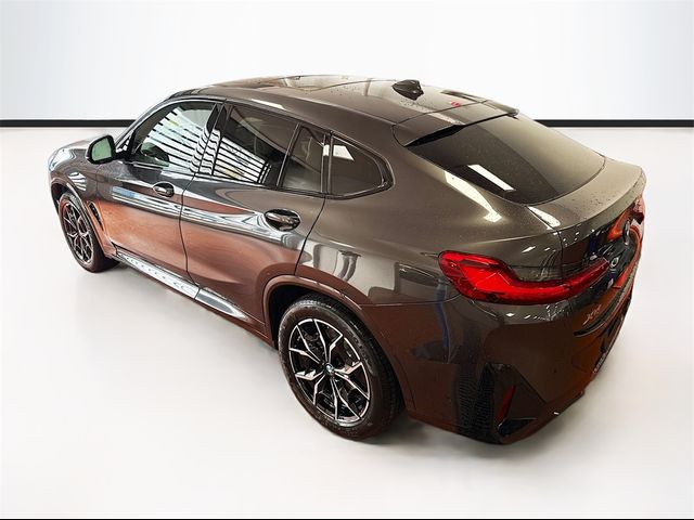 2025 BMW X4 xDrive30i