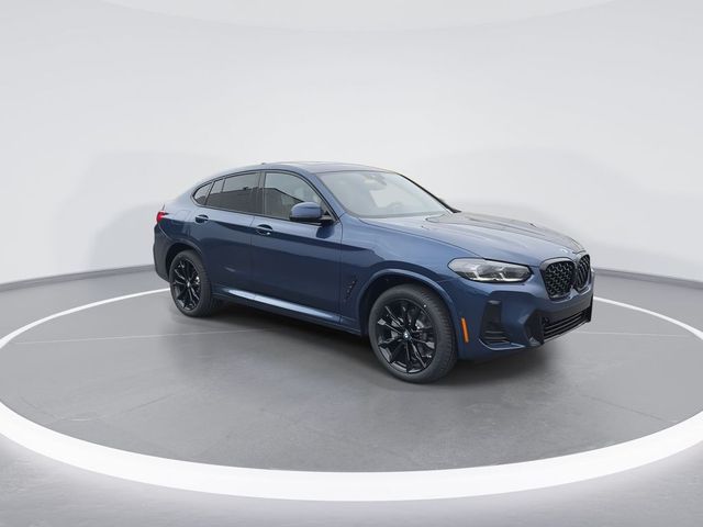 2025 BMW X4 xDrive30i