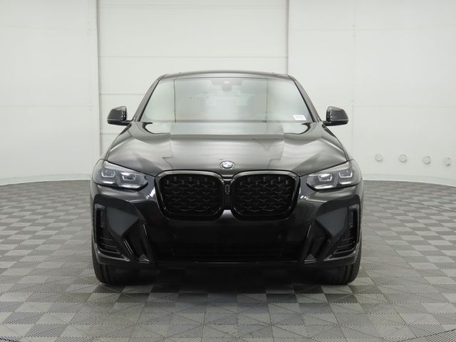 2025 BMW X4 xDrive30i