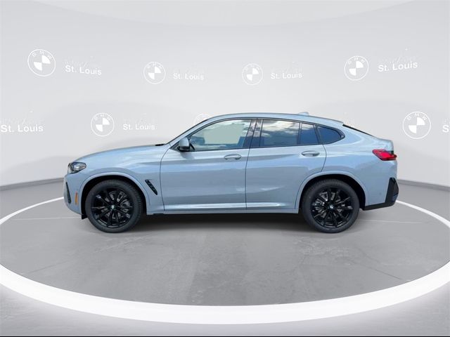 2025 BMW X4 xDrive30i