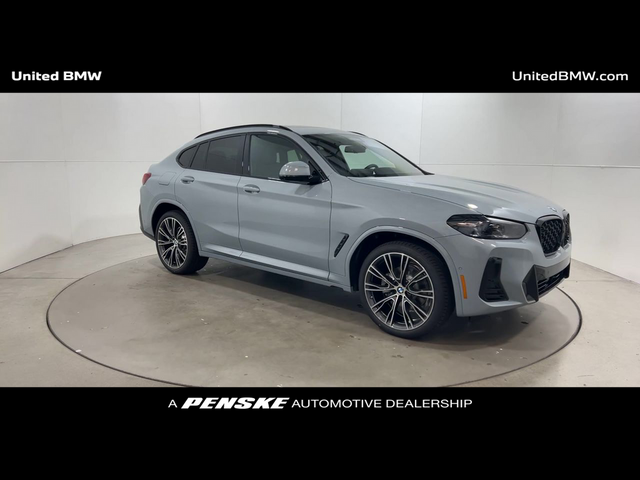 2025 BMW X4 xDrive30i