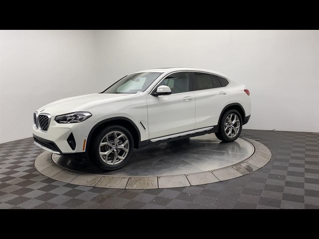 2025 BMW X4 xDrive30i