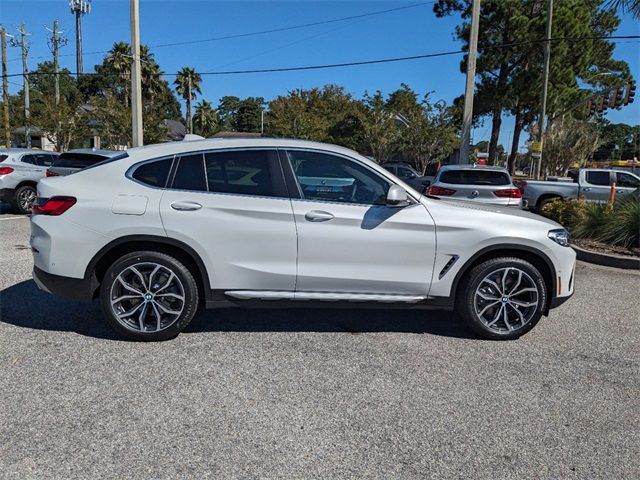 2025 BMW X4 xDrive30i