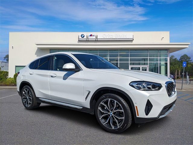 2025 BMW X4 xDrive30i