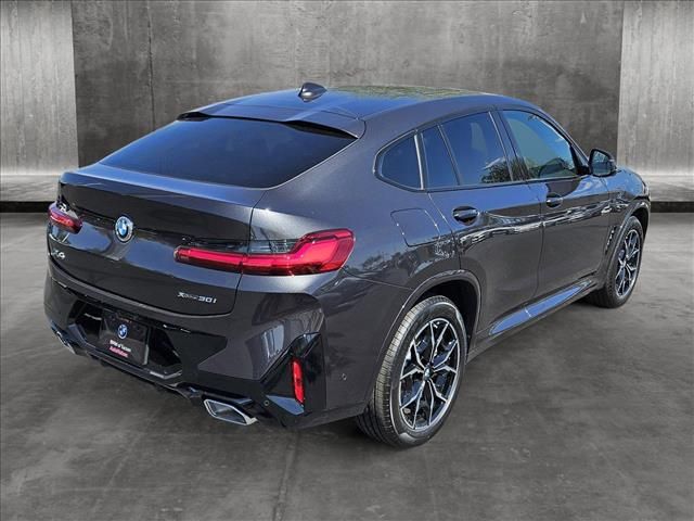 2025 BMW X4 xDrive30i