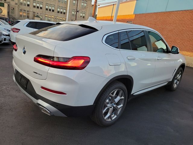 2025 BMW X4 xDrive30i