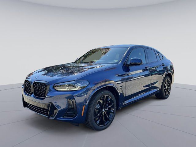 2025 BMW X4 xDrive30i