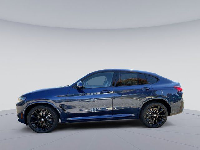 2025 BMW X4 xDrive30i