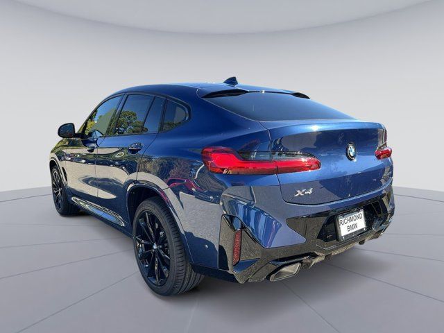 2025 BMW X4 xDrive30i