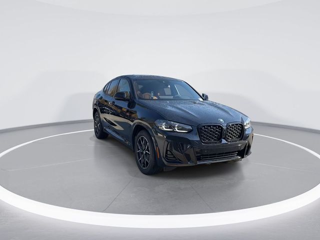 2025 BMW X4 xDrive30i