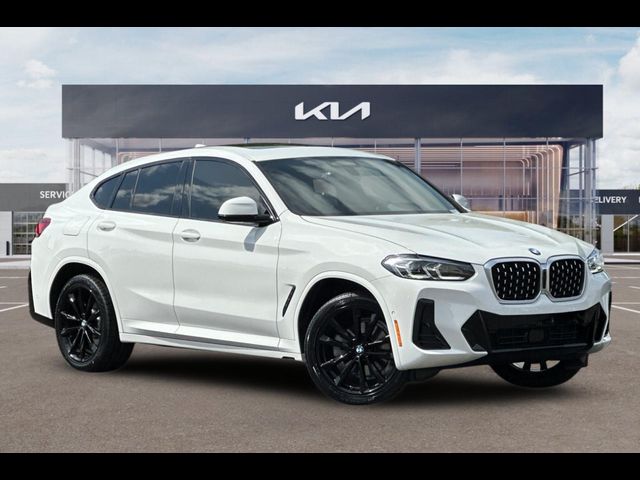 2025 BMW X4 xDrive30i