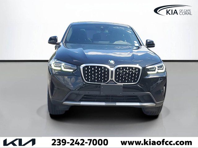 2025 BMW X4 xDrive30i