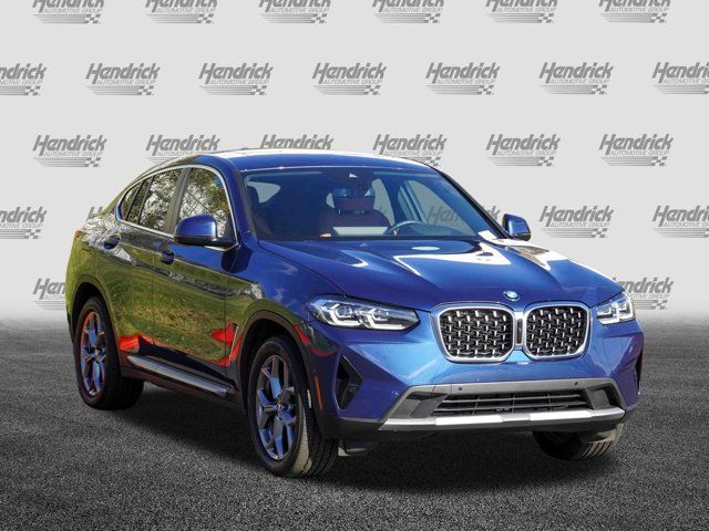 2025 BMW X4 xDrive30i