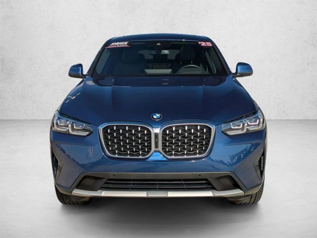 2025 BMW X4 xDrive30i