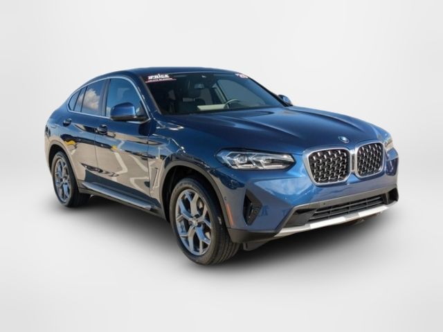 2025 BMW X4 xDrive30i