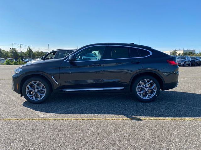 2025 BMW X4 xDrive30i