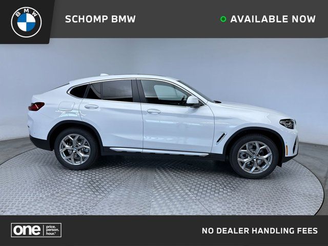 2025 BMW X4 xDrive30i