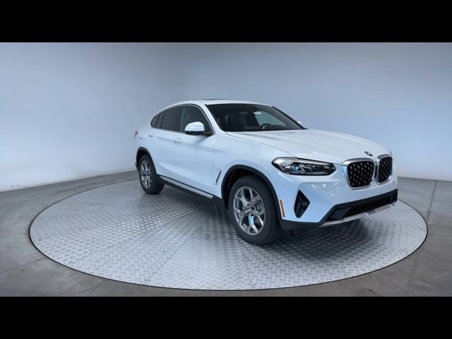 2025 BMW X4 xDrive30i