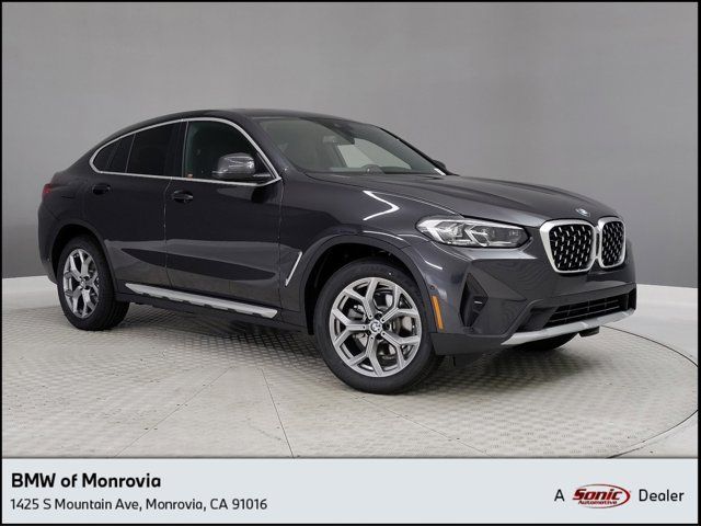 2025 BMW X4 xDrive30i