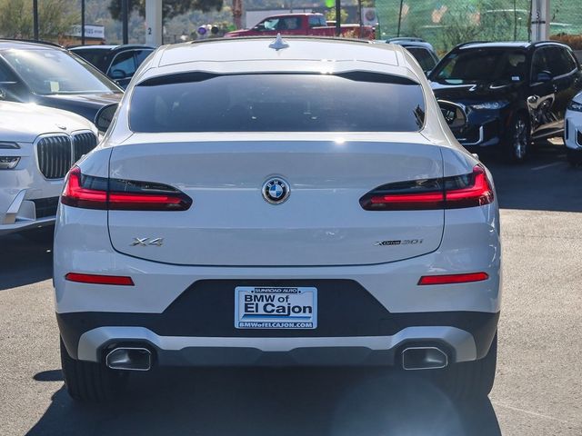 2025 BMW X4 xDrive30i