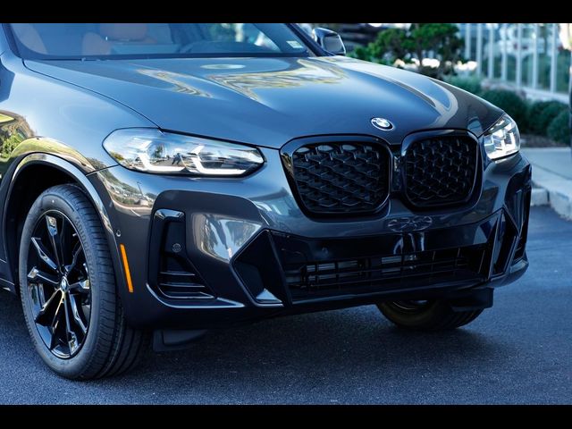 2025 BMW X4 xDrive30i