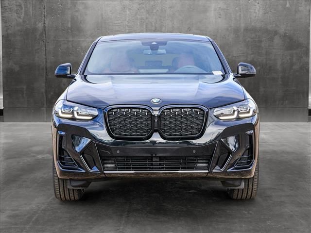 2025 BMW X4 xDrive30i