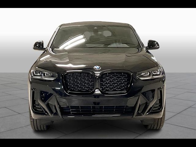 2025 BMW X4 xDrive30i