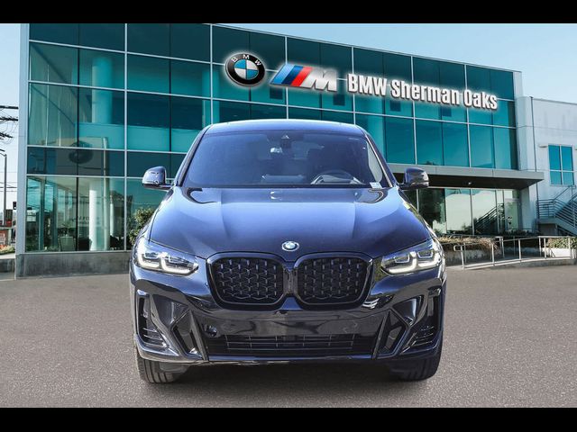 2025 BMW X4 xDrive30i