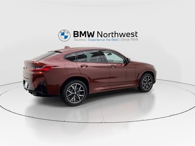 2025 BMW X4 xDrive30i