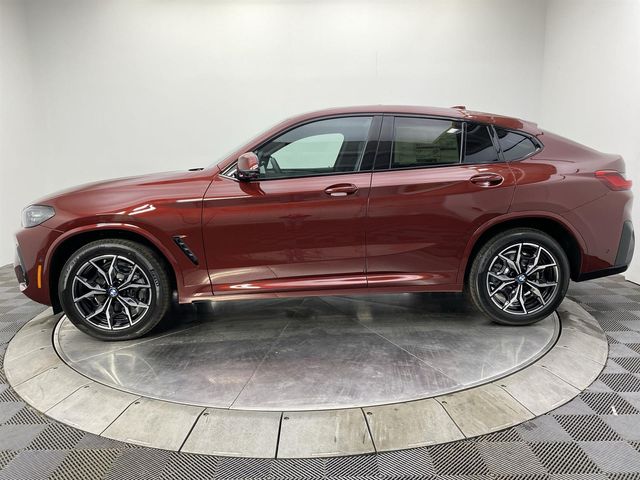 2025 BMW X4 xDrive30i