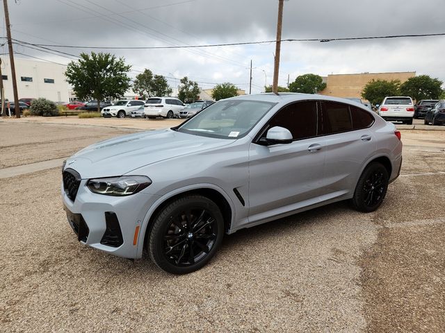 2025 BMW X4 xDrive30i