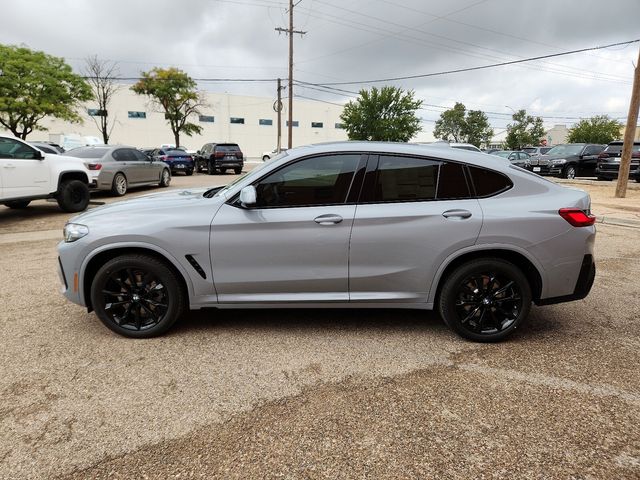 2025 BMW X4 xDrive30i