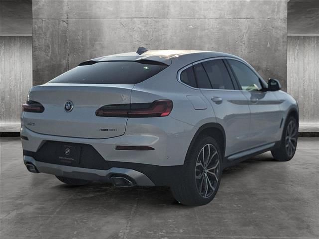 2025 BMW X4 xDrive30i