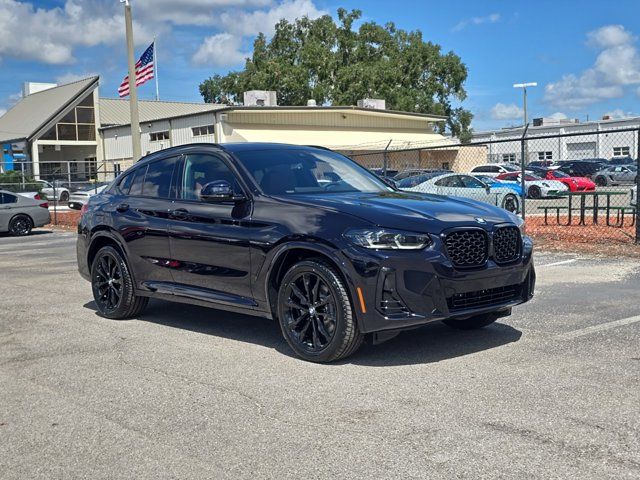 2025 BMW X4 xDrive30i