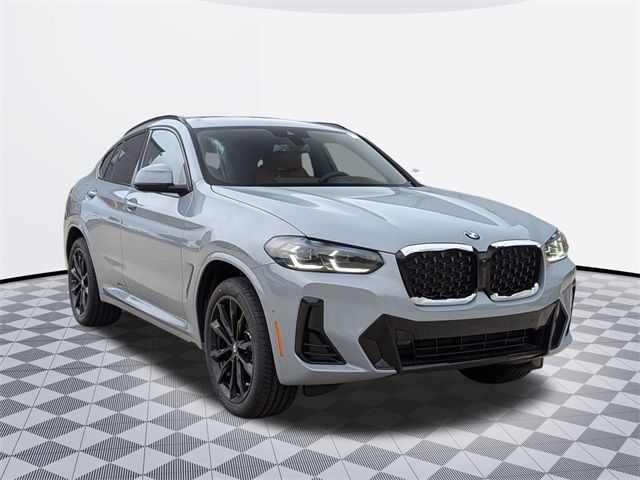 2025 BMW X4 xDrive30i