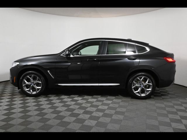 2025 BMW X4 xDrive30i