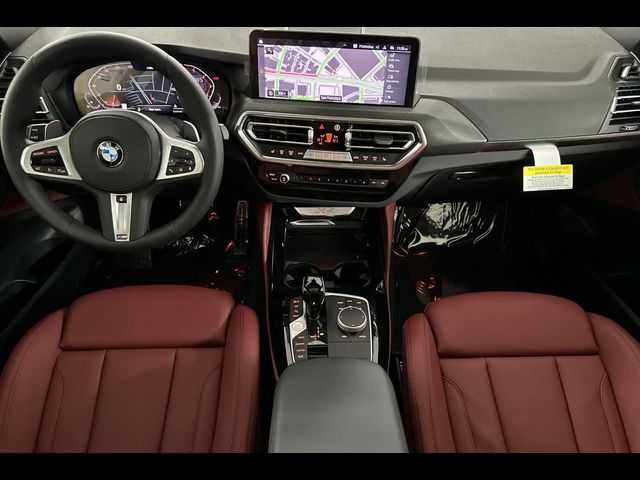 2025 BMW X4 xDrive30i