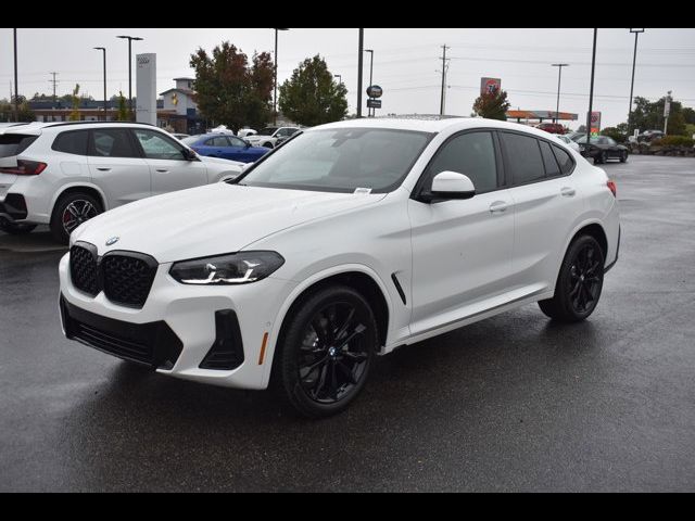 2025 BMW X4 xDrive30i