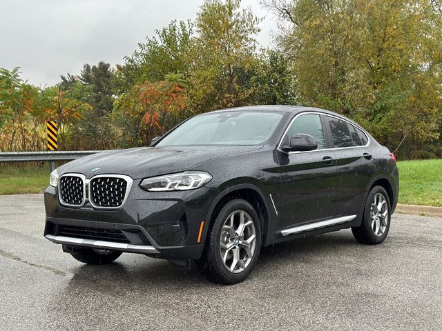 2025 BMW X4 xDrive30i