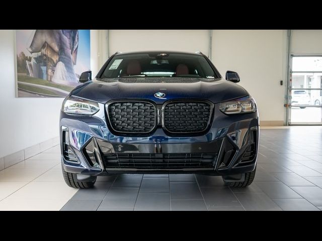 2025 BMW X4 xDrive30i