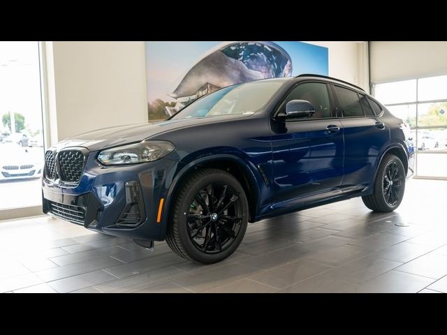 2025 BMW X4 xDrive30i