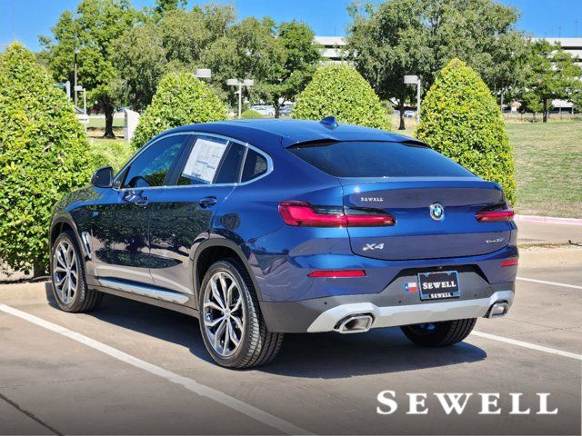 2025 BMW X4 xDrive30i